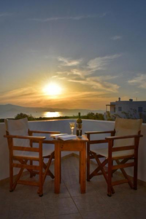 Amodari studios on the beach